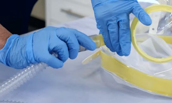 StarMed CaStar R hood kit with VentuPlus fitting and removal